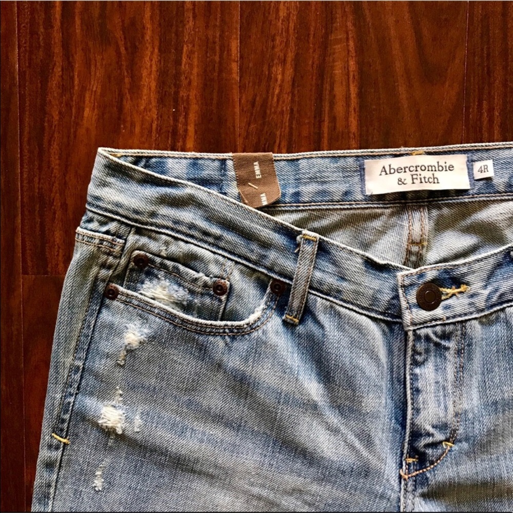 Abercrombie and Fitch bootcut Emma jeans size 4